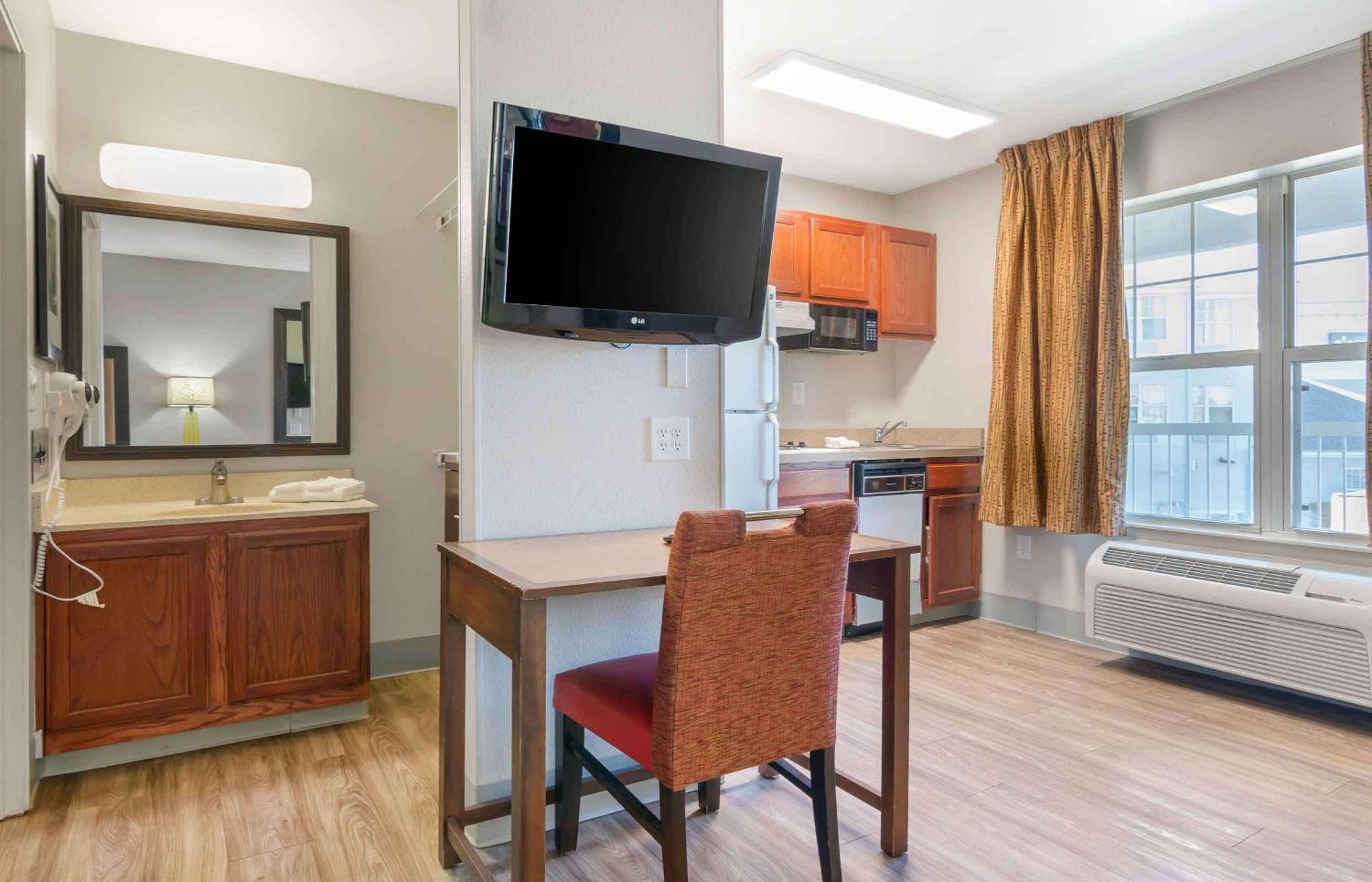Extended Stay America Suites - Kansas City - Lenexa - 87Th St Оверленд Парк Экстерьер фото
