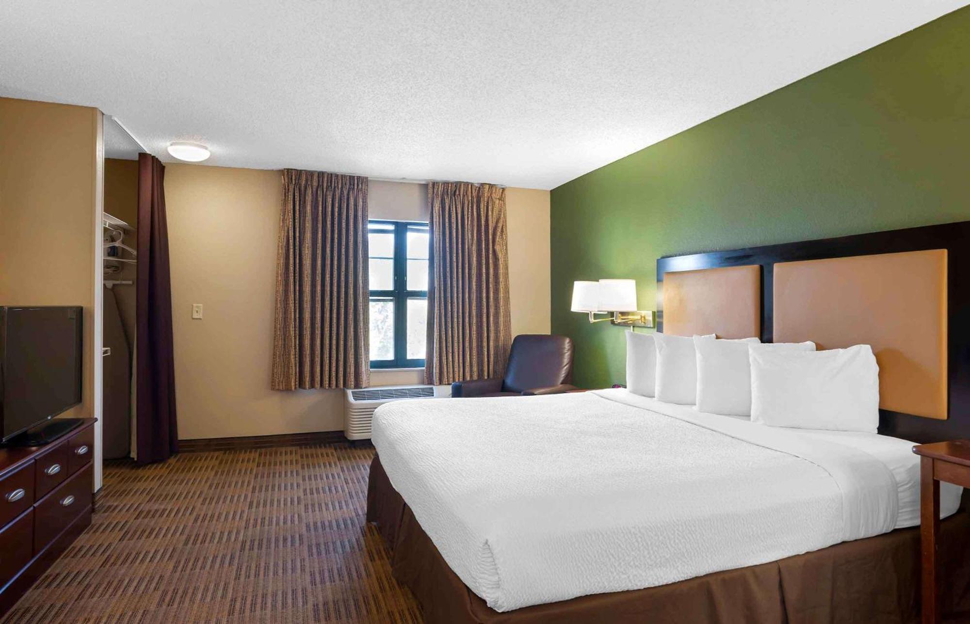 Extended Stay America Suites - Kansas City - Lenexa - 87Th St Оверленд Парк Экстерьер фото