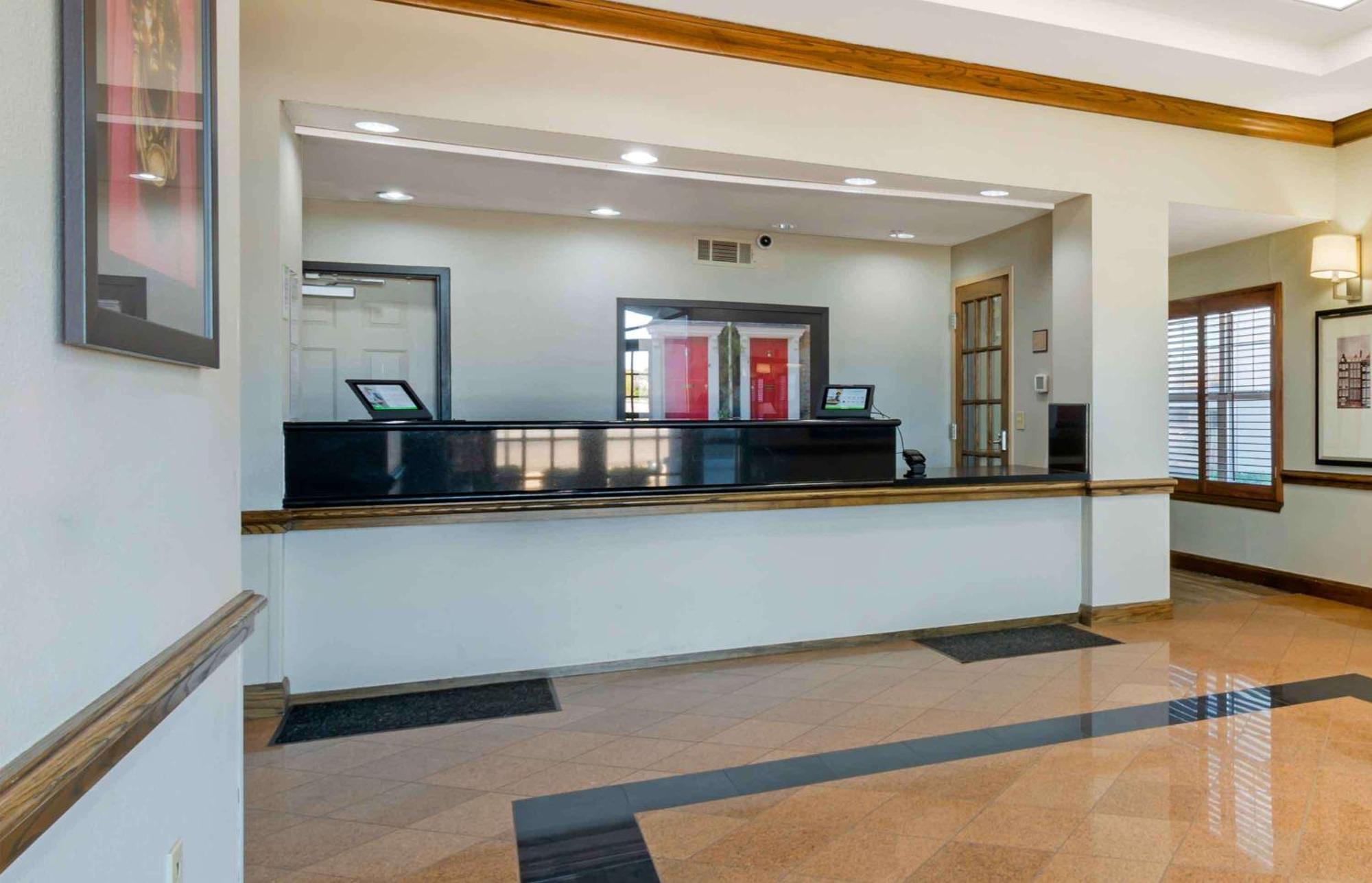 Extended Stay America Suites - Kansas City - Lenexa - 87Th St Оверленд Парк Экстерьер фото